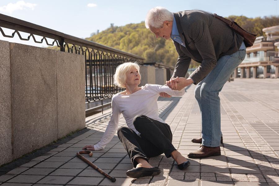 How Seniors Can Avoid Slip and Falls